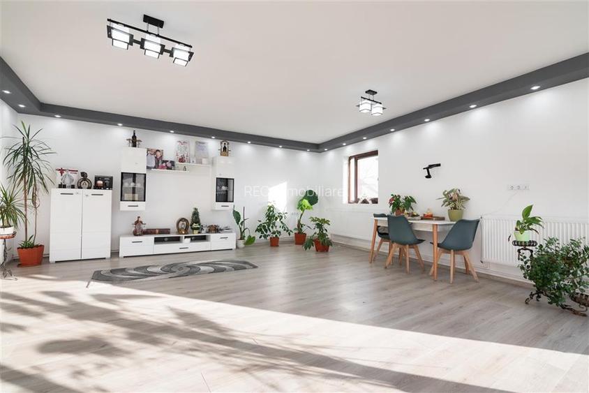 RECO, Doua case la pret de una, mobilate utilate, Zona Tarcea, Bihor - 2