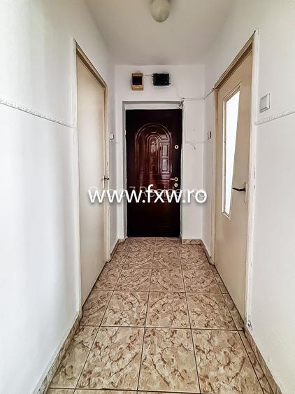 Apartament cu 3 camere, cu balcon la fiecare cameră,  zonă excelentă - 7
