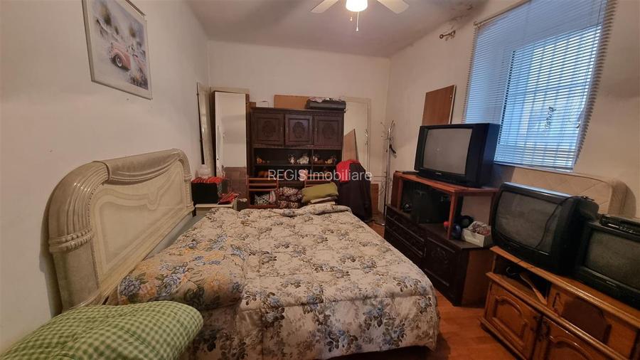 Apartament la casa de 4 camere zona bulevard 15 Noiembrie - 4