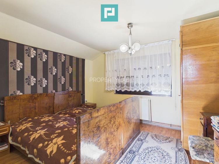 Cabană deosebită cu 4 camere în Căsoaia - 11