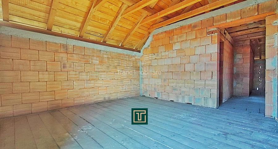 Casă la roșu cu 5 camere în Aluniș, județul Arad – ideală pentru o familie! - 9