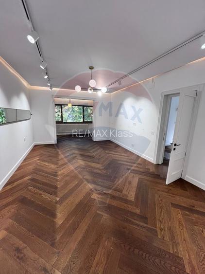Vila potrivita pentru sediu firma | birouri | 12 camere | de inchiriat - 5
