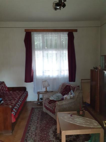 Vand casa cu 4 cam. in zona Semicentral - 10