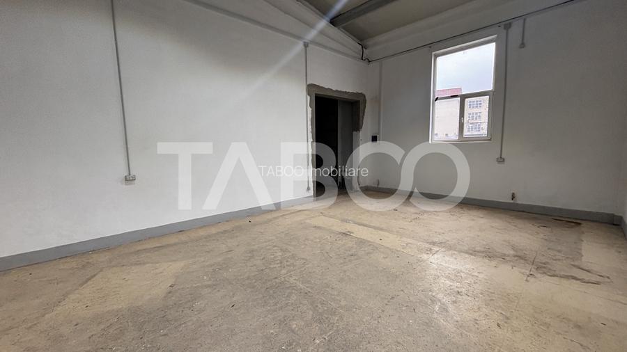Spatiu comercial de inchiriat 250mpu cu acces tir - 13