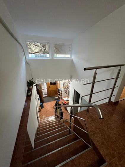 Vila 10 camere | Curte| Vitan | Metrou| Mihai Bravu 10' - 19