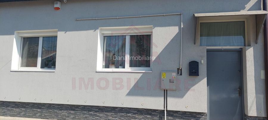 1\2 DUPLEX, DE VÂNZARE, 4 camere\CARANSEBEȘ\ ZONĂ CENTRALĂ\JUD.CS - 2