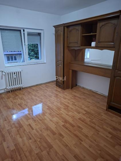 Apartament cu 4 camere Craiovita - 3