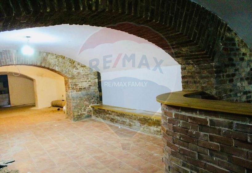Spațiu comercial de 168mp de vânzare în zona Ultracentral - 11
