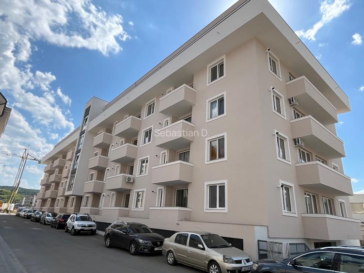 Apartament cu 2 camere de inchiriat, mobilat la comanda, cu uscator de rufe - 16