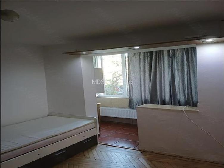 2 camere la parter cu balcon linga Piata Doina - 6