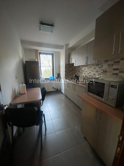 Spatiu comercial pentru birouri/farmacie/salon frumusete/cabinet medical - 12