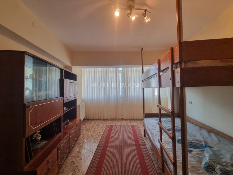 Apartament-spectacol/ 101 mp utili/ living de 54 mp! Unic în Bacău! - 8