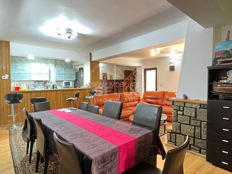 De vanzare vila 8 camere Sinaia  - 3