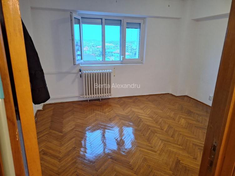 Apartament 4 camere Titulescu - 2