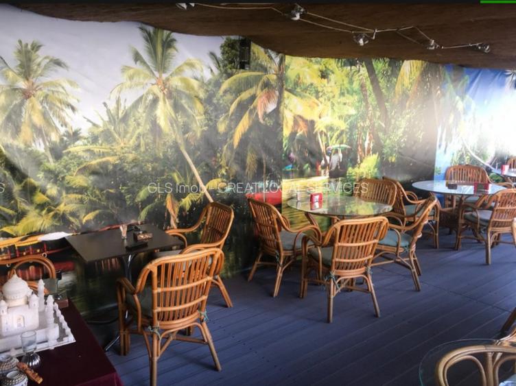 Locatie cunoscuta, situata central in  Foisorul de Foc, Mosilor, Traian, Dacia - 8