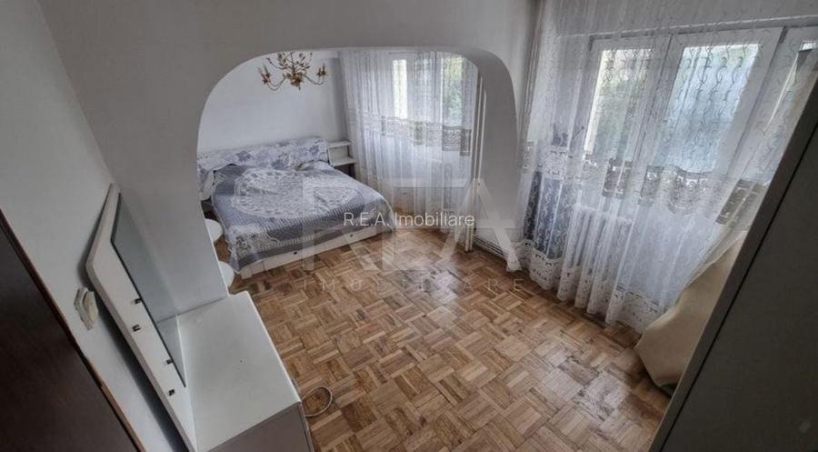 4 camere Chisinau decomandat,centrala,inst. schimb.,et. 5,an 1981,105 mp - 3