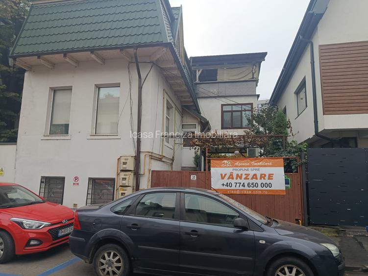 Casă  Parter + Etaj/ 64 mp/ loc parcare in curte/ Dr  Constantin Caracas - 2