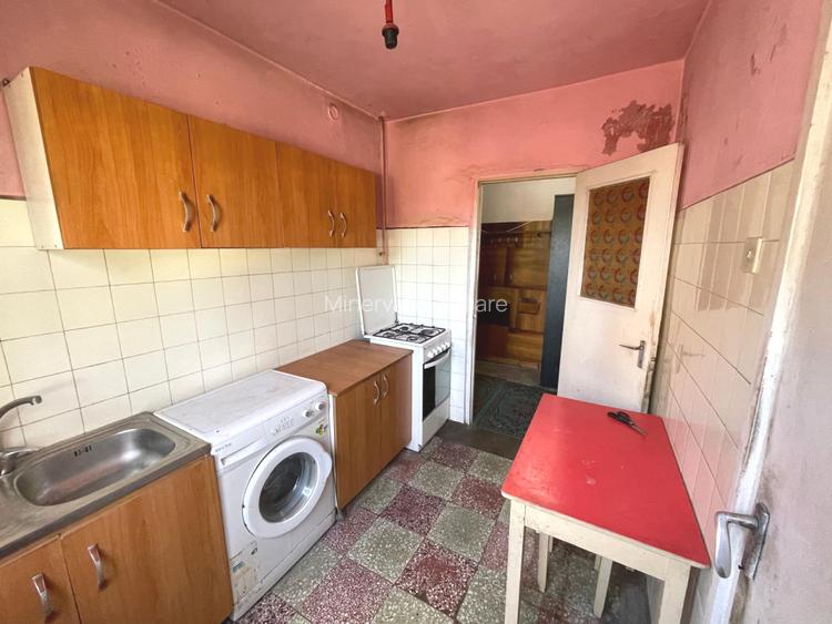 Apartament 2 camere | ET. 2/4 | langa Iulius Mall | Comision 0% - 13