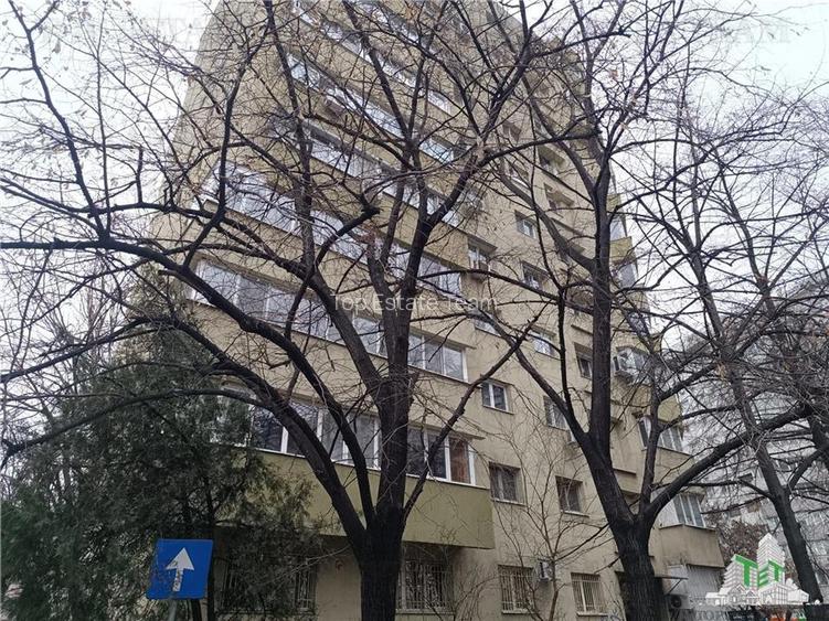 Vanzare apartament  3 camere Piata Victoriei- Titulescu - 15