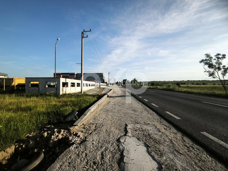 ALBOTA | Teren intravilan 21.494 mp | Deschidere DN5 – 107 ml | Utilități - 4