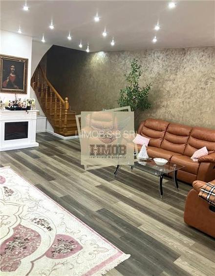 Casa 8 camere 6 bai 450 mp teren in zona Terezian - 2