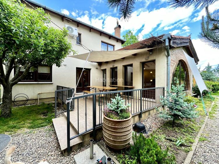 Casă de vis în Giroc – Eleganță clasică, spațiu vast și confortabil - 2
