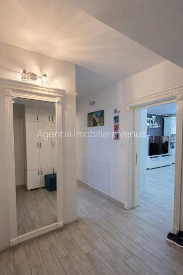 Apartament 4 camere Bulevard la strada - 11