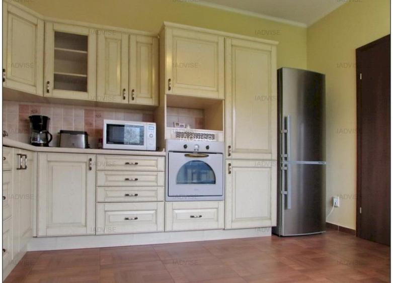 Apartament 3 Camere Inchiriere - Zona Centrala - 2