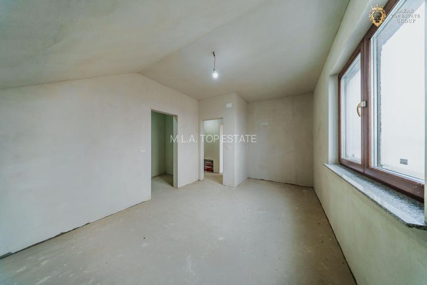 Vilă noua P+M in Sanleani - 31