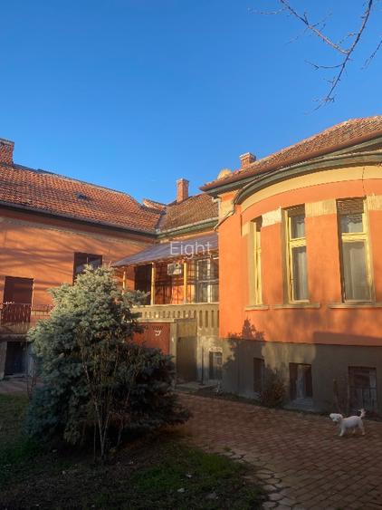   Vilă ultracentrală Arad Teatru 5 camere, teren 936 m - 4