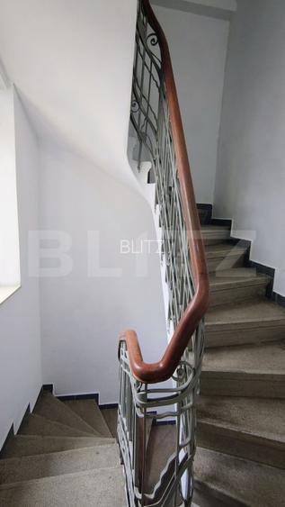 Casa Interbelica de Vanzare in Predeal - 11