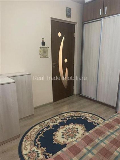 Apartament 3 camere decomandat etajul 1 Astra Carpatilor - 5