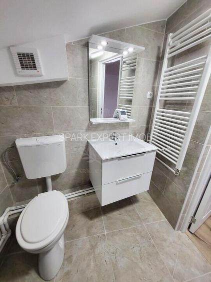 Spatiu Birouri 4 camere, Ultracentral, Ploiesti - 38