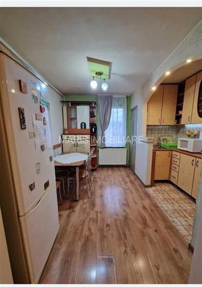 Vanzare apartament 2 camere Tudor Str. Rodniciei - 4