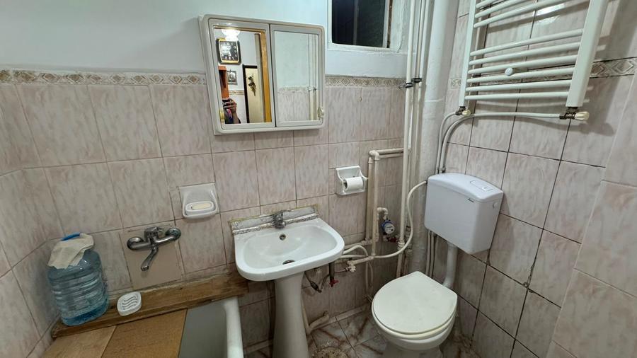 Apartament etajul 2-Piata Sud, Bacău