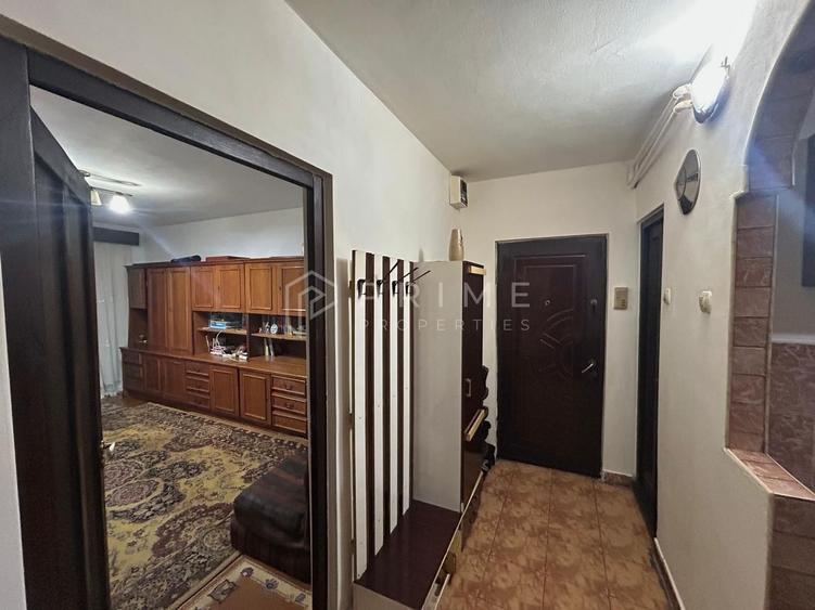 Apartament 3 camere de vânzare – spațios, luminos- str. Cutezanței