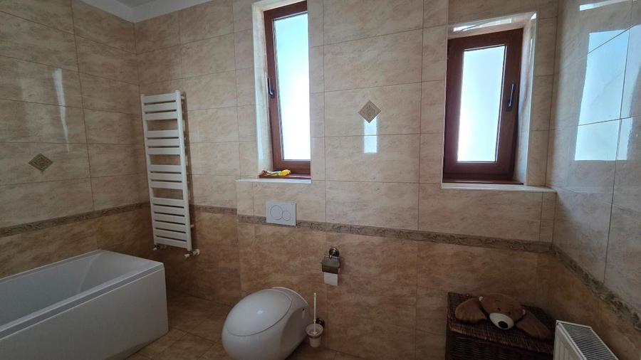 Dorobanti 4 camere cu balcon si 2 bai + prox. metrou