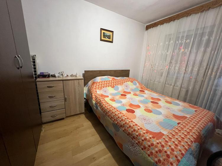 De vânzare – Apartament 2 camere, decomandat, 55 mp – 57500 € negociabil