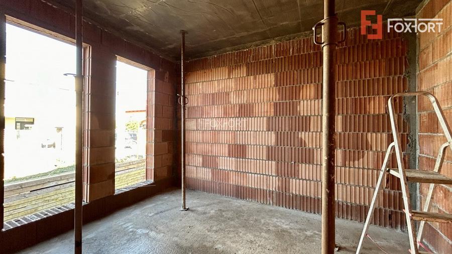 Duplex 4 camere pe parter + perete dublu despartitor - Sanandrei - 10