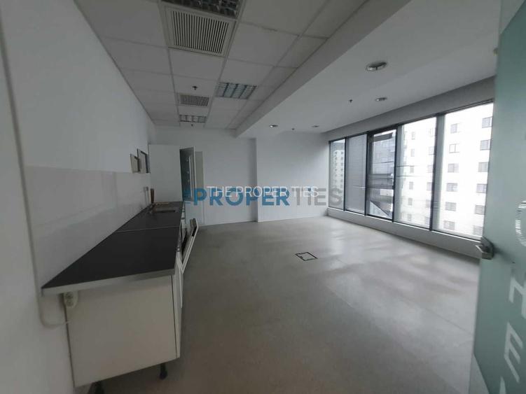 Comision 0! Spatiu de birouri in Nord City Tower - 4