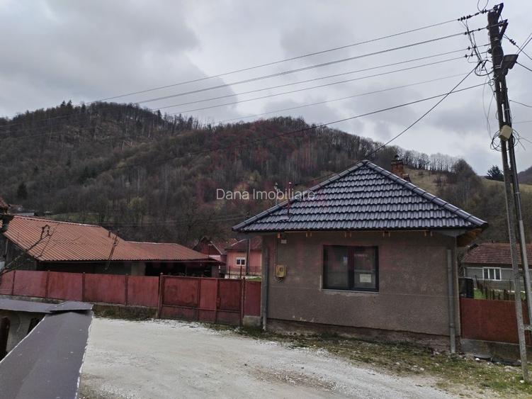 CASĂ DE VÂNZARE ÎN RUSCA MONTANĂ\JUD. CS - 2