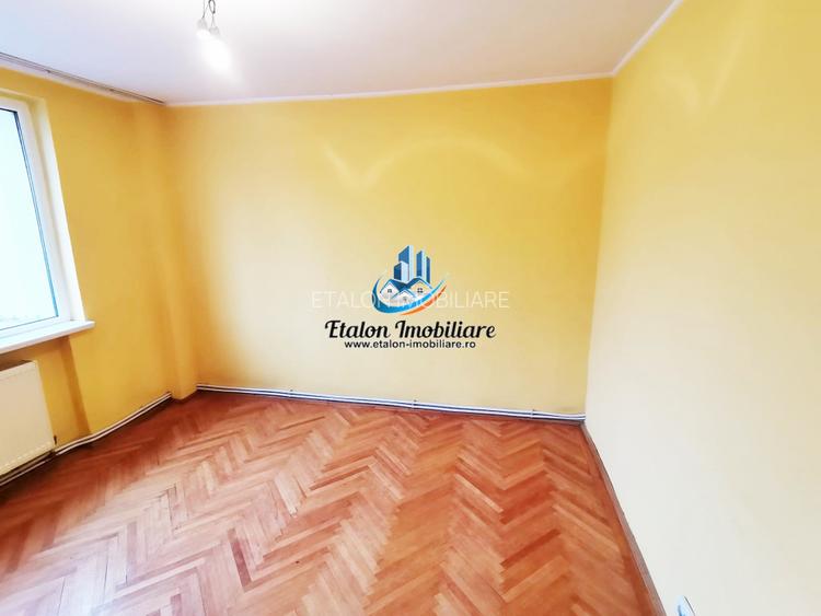 Apartament 3 camere decomandat, etaj 1, zona Gara Piatra Neamt - 4