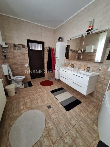 Vila D+P+1+M  - 4 dormitoare/4 bai - Garaj - 5000mp - 2 cai de acces - 10