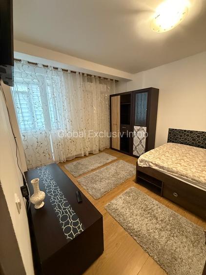 Garsoniera dec la 1 minut de metrou Dimitrie Leonida, loc parcare, libera - 6