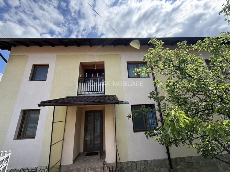 Vila construită in 2010 - P+1+pod - S=236 mp și curte 238 mp Campina! - 29