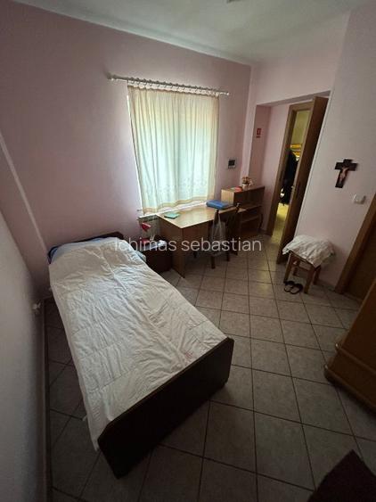 PROPRIETAR VAND CASA CAROL KNAPPE 90 Sector 1 - 2