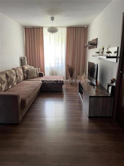 Inchiriere apartament 3 camere decomandat Manastur zona Academia de Muzica, Cluj - 2