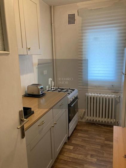 Apartament 2 camere Constantin Brancoveanu / Nitu Vasile Sector 4