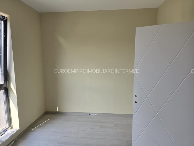 vIla de vanzare in Lazu - 3