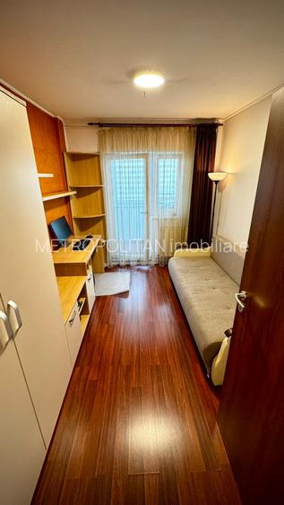 Vanzare apartament Grivitei mobilat - 4